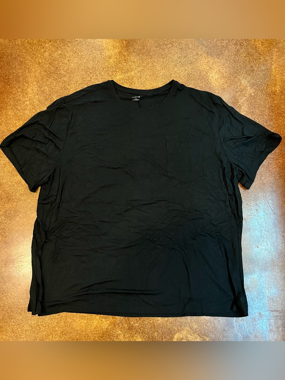 Cozy Earth Black Short-Sleeve Crew Neck Tee